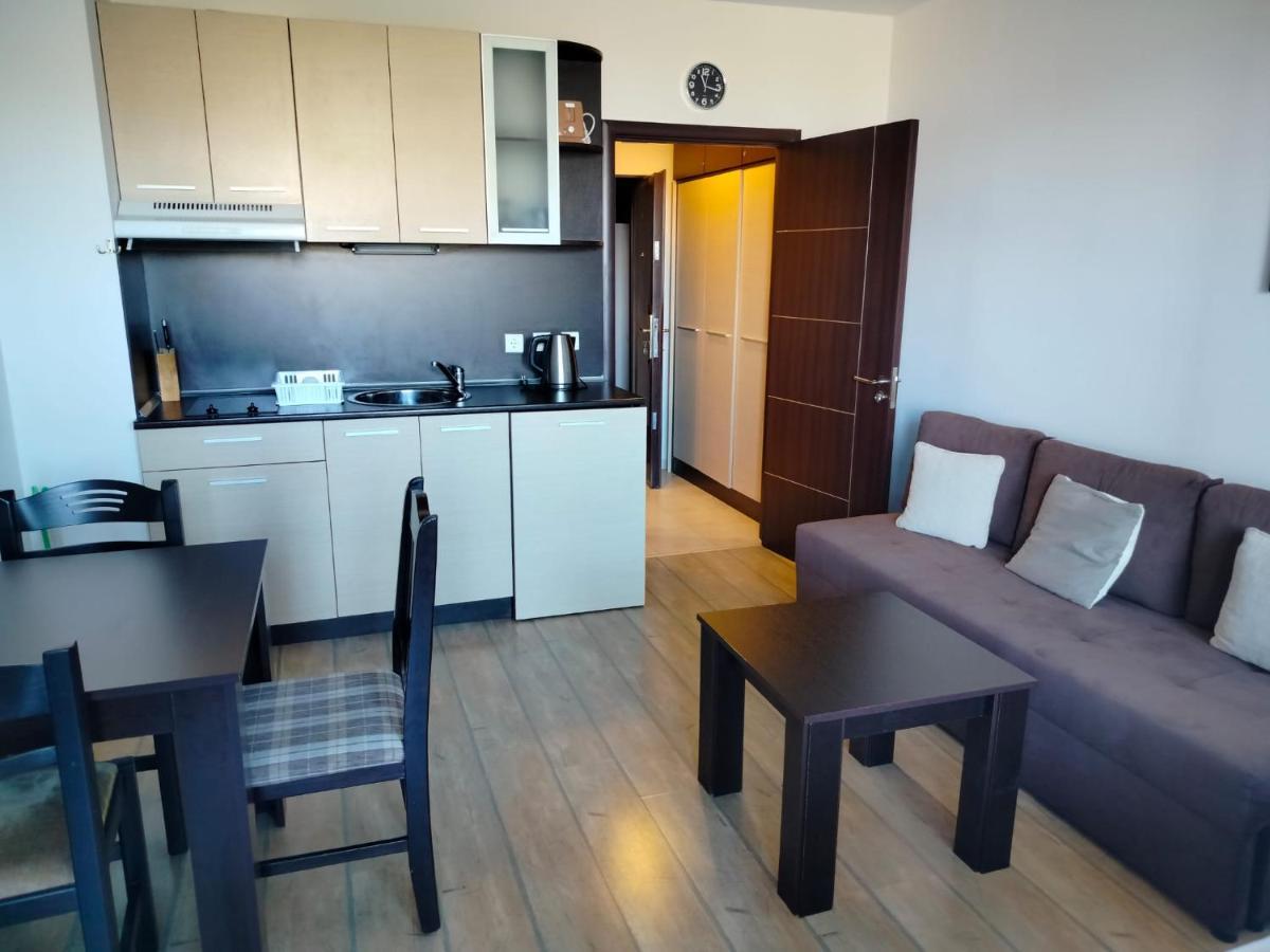 Alpine Lodge Bansko Apartments Exterior photo