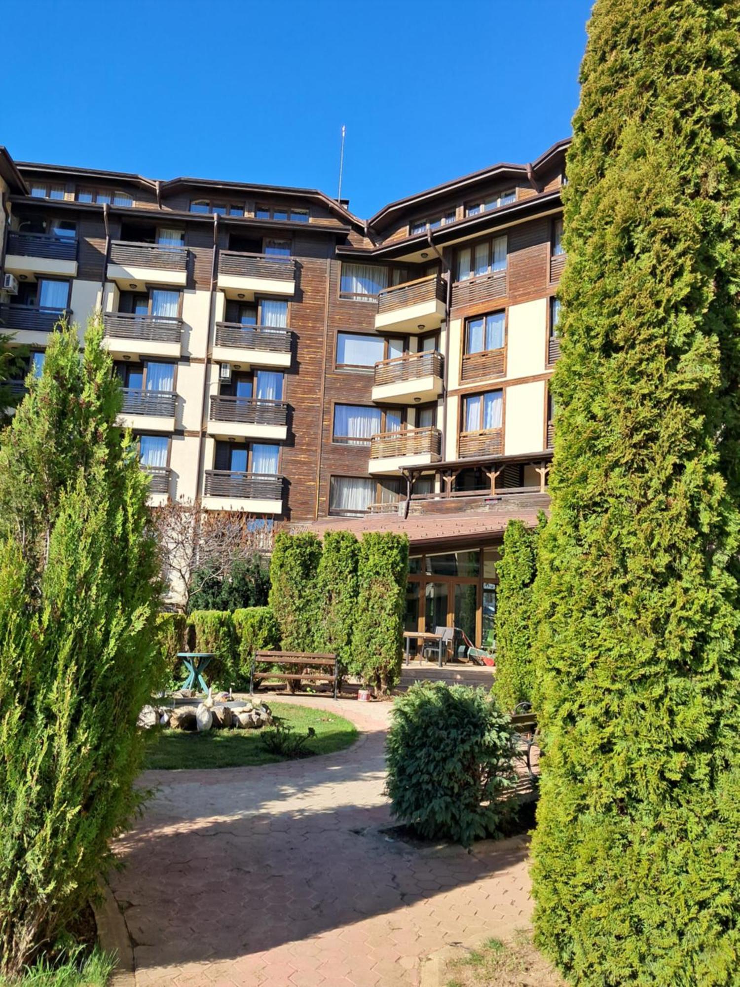 Alpine Lodge Bansko Apartments Exterior photo
