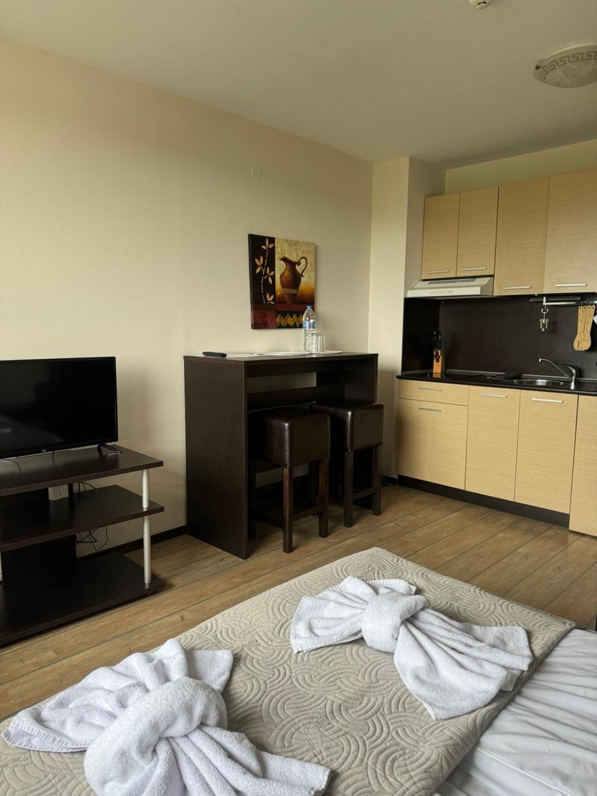 Alpine Lodge Bansko Apartments Exterior photo