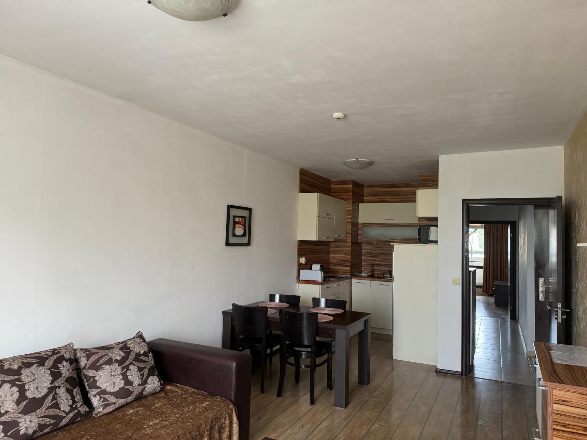 Alpine Lodge Bansko Apartments Exterior photo
