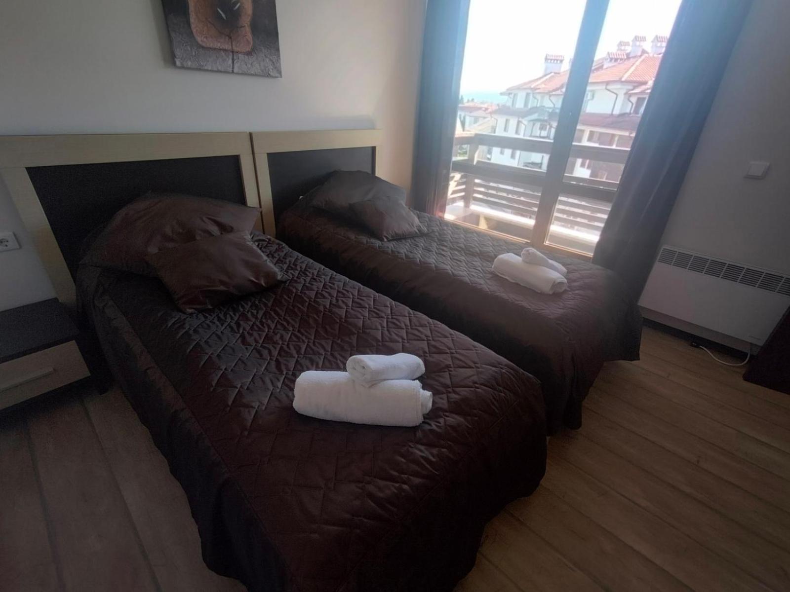 Alpine Lodge Bansko Apartments Exterior photo