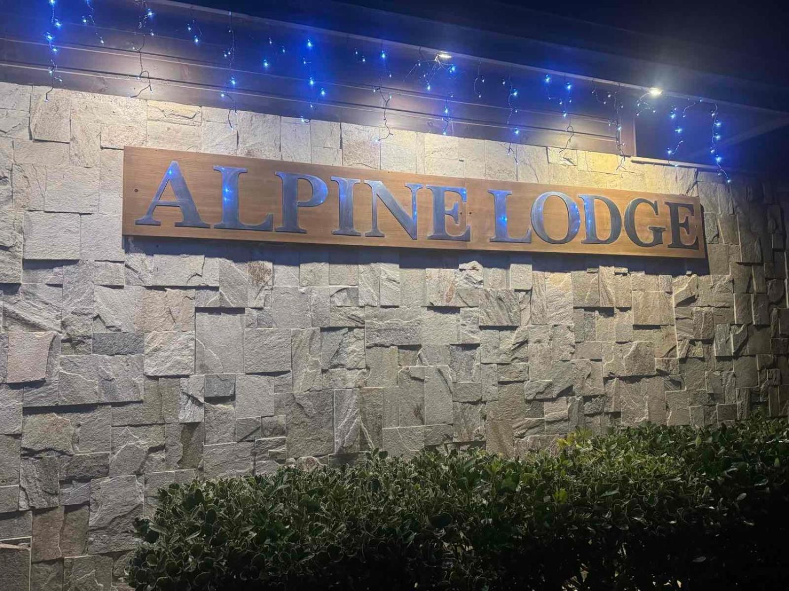 Alpine Lodge Bansko Apartments Exterior photo